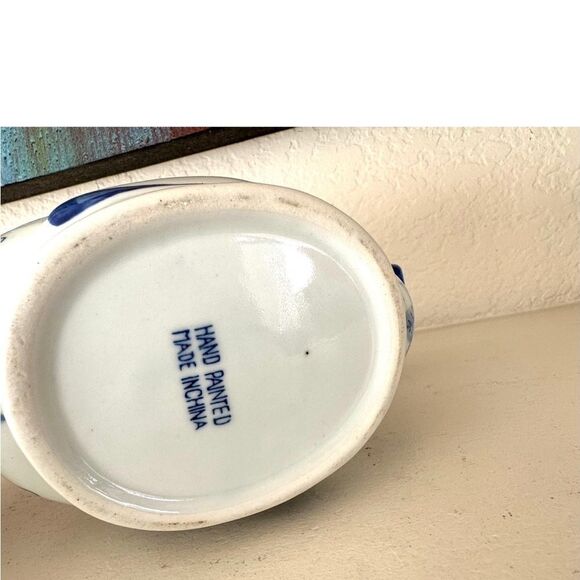 Vintage blue and white porcelain duck teapot - Picture 6 of 12